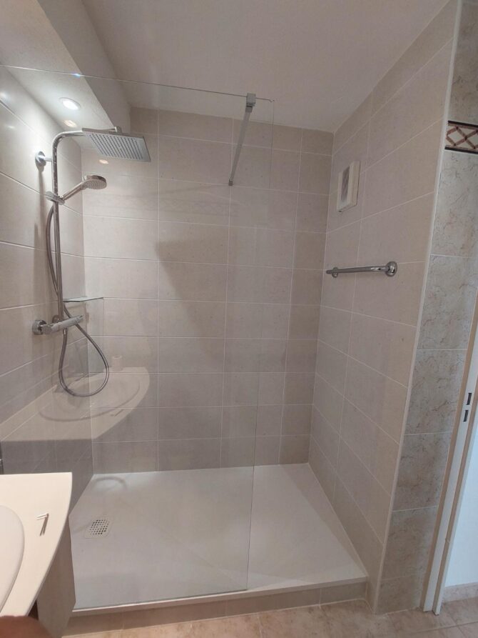Installation d'une salle de douche à Nîmes