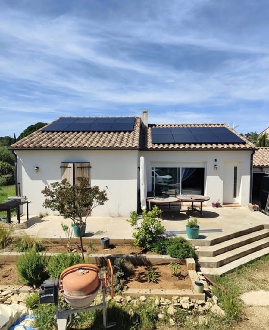 Installation photovoltaïque dans le Gard, sur toit plat ou traditionnel